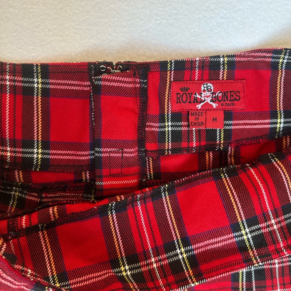 Red Plaid Academia Skirt – Size Medium | Preppy / Schoolgirl / Grunge - Picture 2 of 4